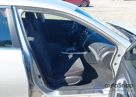 2013 Nissan Altima 2.5 из США, поврежденный, VIN 1N4AL3AP1DN477916